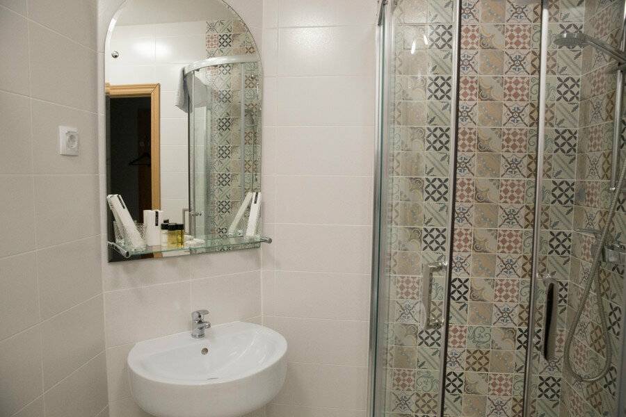 Фотографии номера Комфорт+ в Гостинице Лайнер Комарово