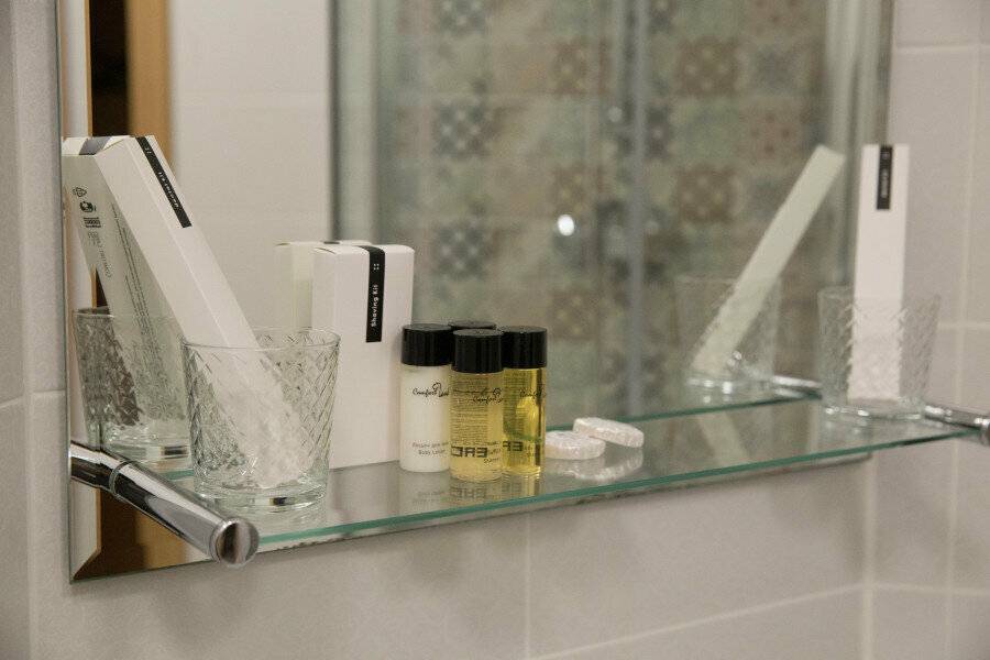 Фотографии номера Комфорт+ в Гостинице Лайнер Комарово