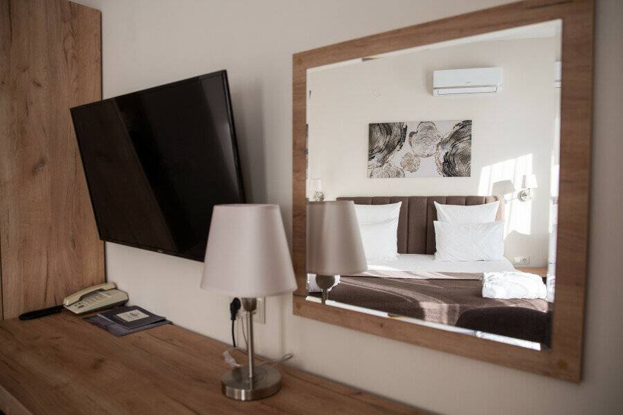 Фотографии номера Комфорт Залив прямой вид в Гостинице Лайнер Комарово