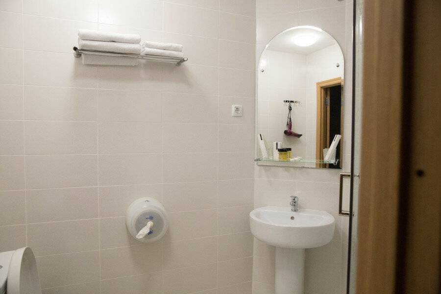 Фотографии номера Комфорт + в Гостинице Лайнер Комарово